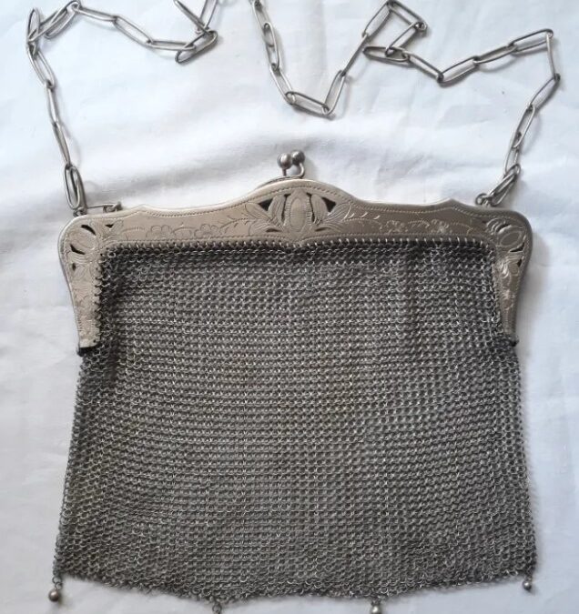 Monedero bolso de plata