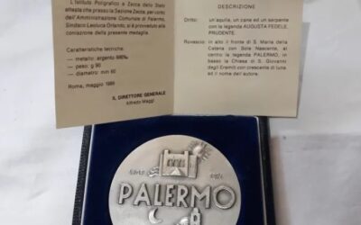 Preciosa Medalla conmemorativa de la ciudad de palermo. Plata 988